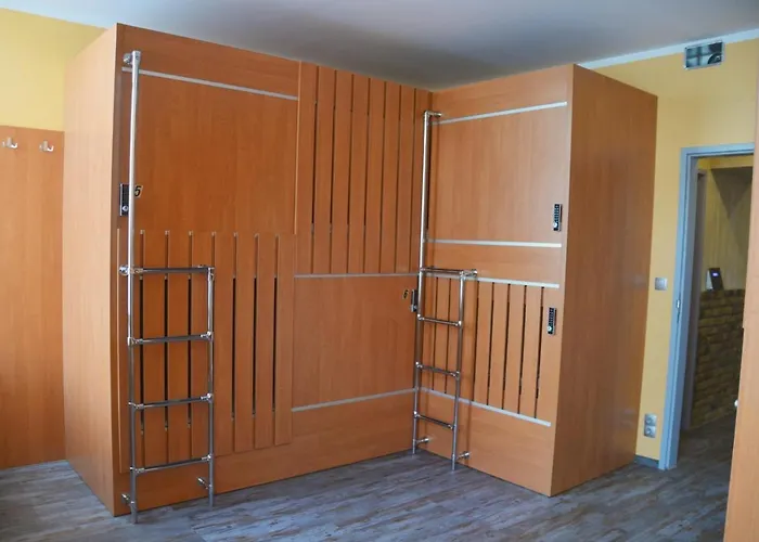 Do Step - Self-service-hostel * Viena
