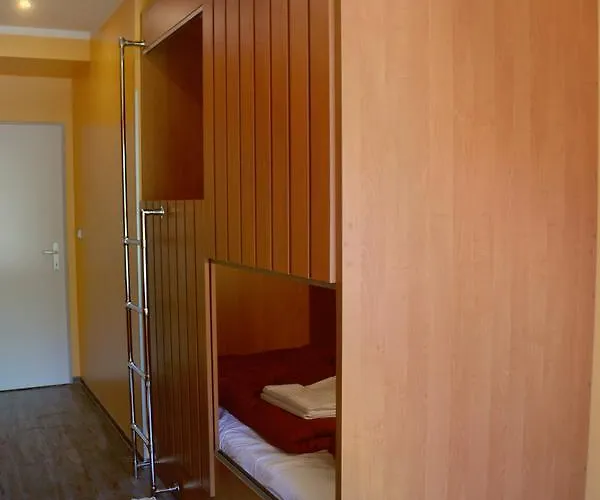 Do Step - Self-service-hostel