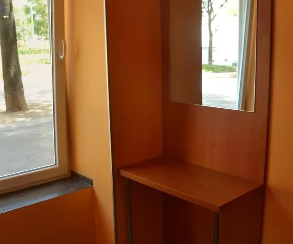 Do Step - Self-service-hostel * Viena